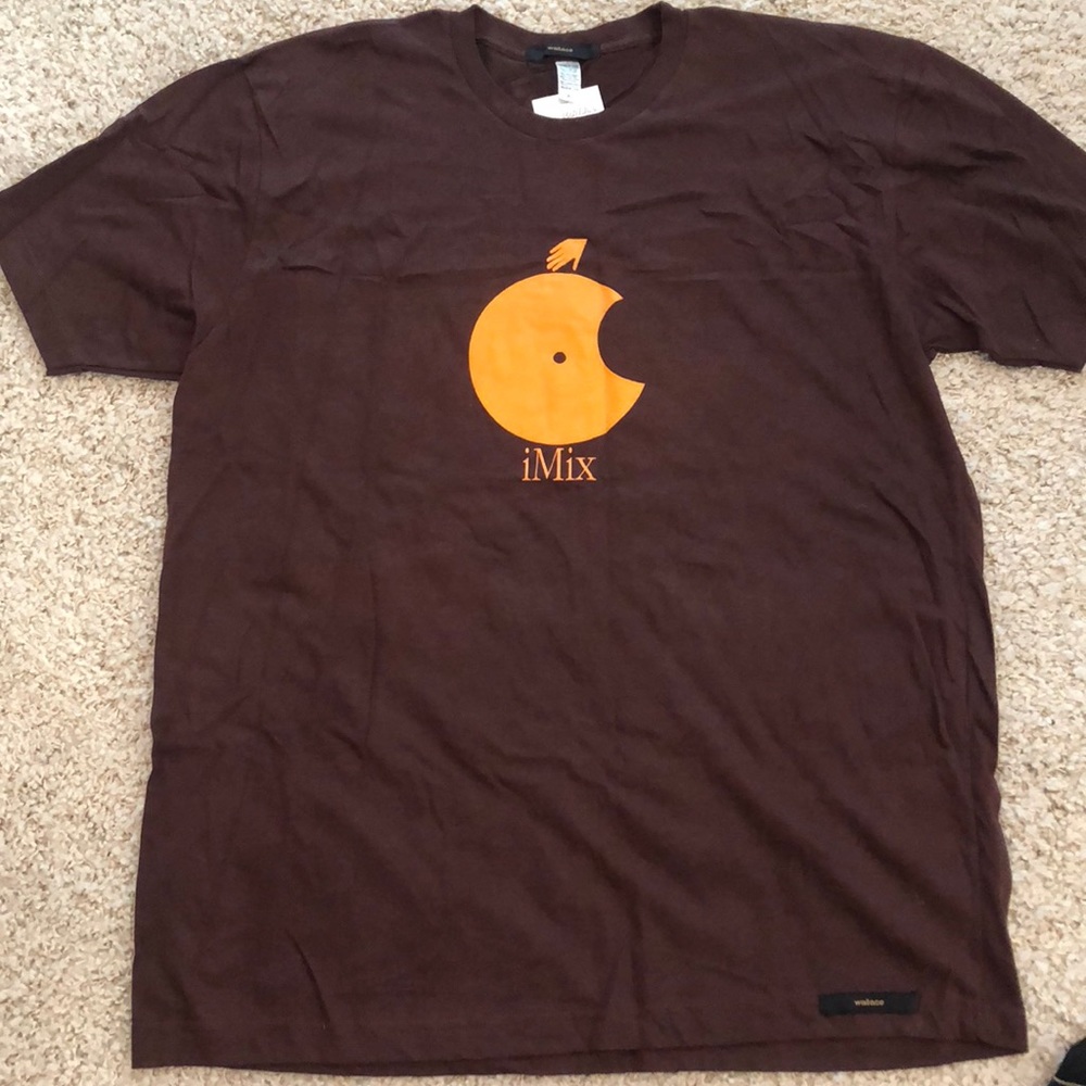 Men’s Wallace designer t shirt.